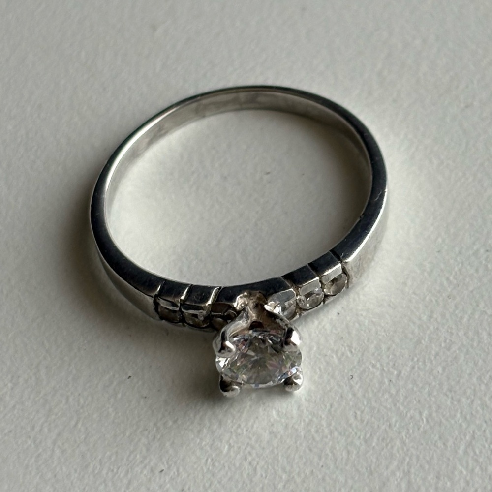 Sterling Silver Crystal Ring 925 - Picture 14 of 16